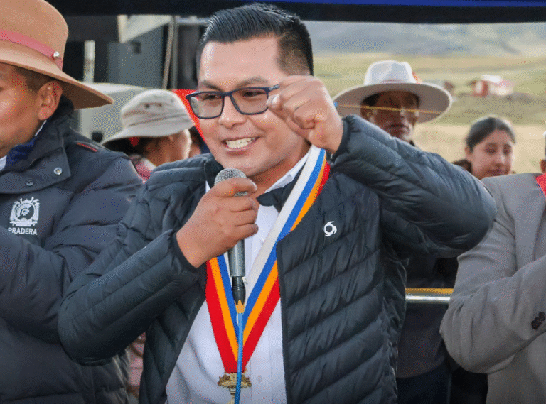 Puno: Escándalo en municipalidad de Desaguadero por licitación fraudulenta