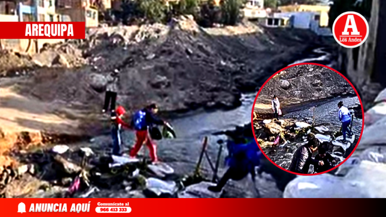 Vecinos y escolares arriesgan su vida al cruzar torrentera El Chullo