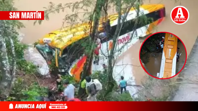 Bus con más de 50 pasajeros cae al río en Juanjui