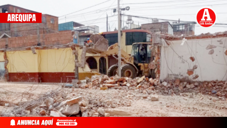 Arequipa: Demuelen a medias La I. E. Julio C. Tello