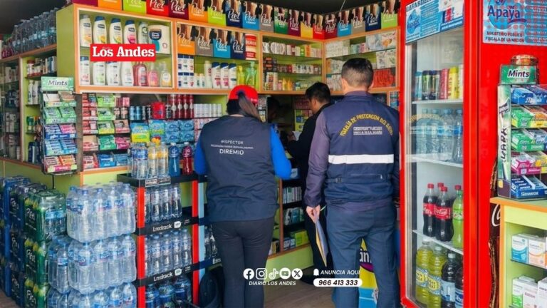 Intervienen farmacias ilegales y hallan  medicamentos vencidos en Puno