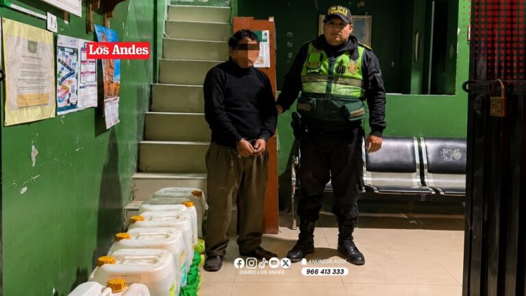 Detienen a conductor por trasladar presunta acetona sin autorización en San Juan del Oro