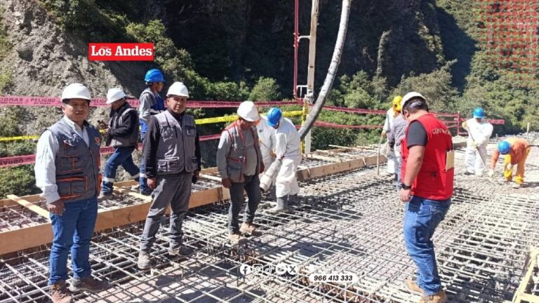 Advierten riesgos en reparación del puente Chancharamani en Sandia