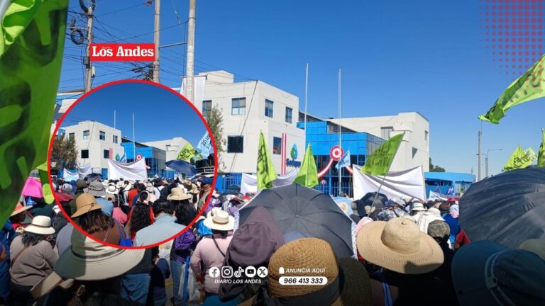 Ciudadanos piden agua y desagüe en reunión con Sedapar