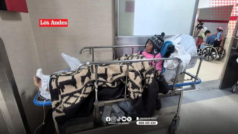 Paciente en estado de abandono permanece internada en el hospital Honorio Delgado por falta de albergue