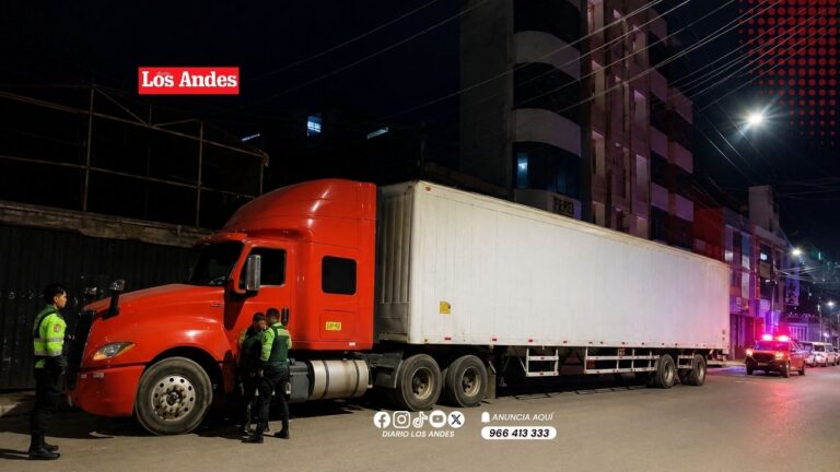 Conductor de tráiler resulta herido tras accidente de tránsito en Juliaca