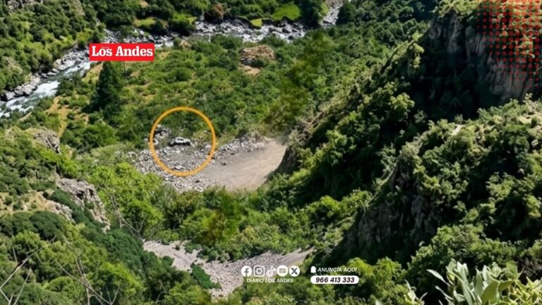 Camioneta cae a un abismo en la vía Phara–Limbani y deja un fallecido