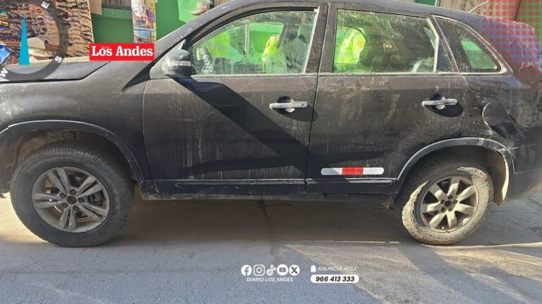 Vehículo reportado como robado en Apurímac es hallado abandonado en Ilave