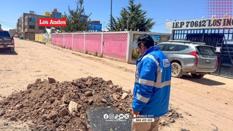 Sedajuliaca tiene 48 horas para solucionar colapso de desagüe en colegio