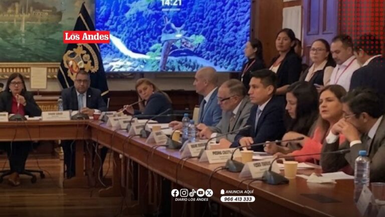 Comisión de Constitución aprueba recortado pedido de facultades para el Ejecutivo