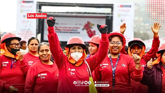 LLAMKASUN PERÚ